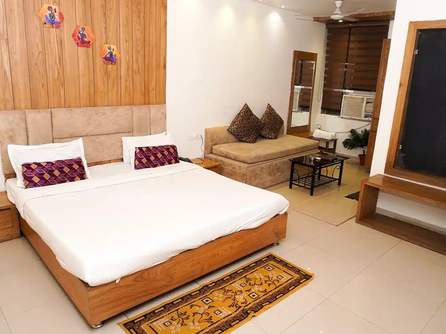 Deluxe room11