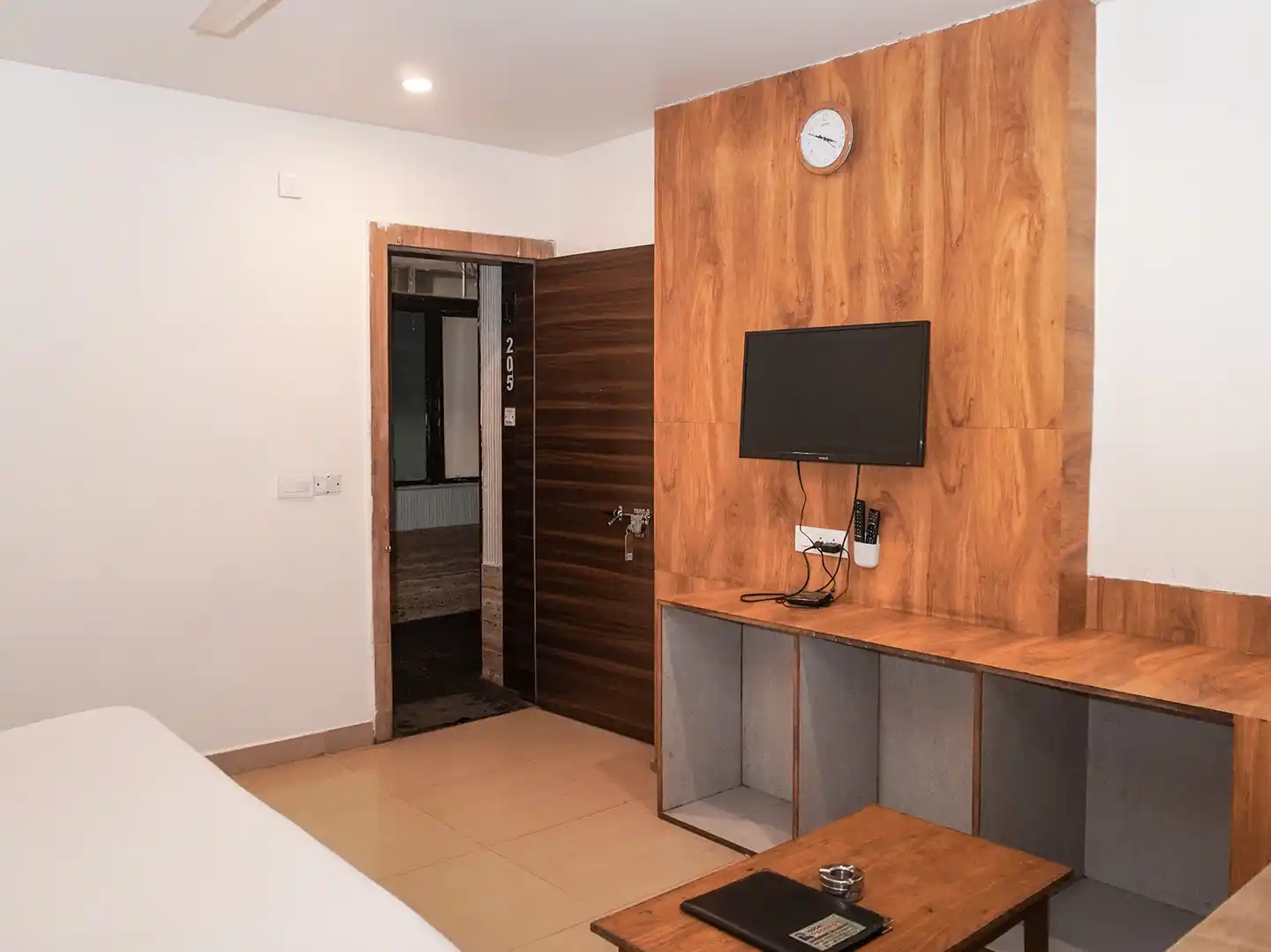 Deluxe room6